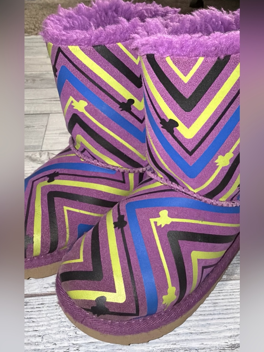 UGG Bailey Bow ll Galactic Print